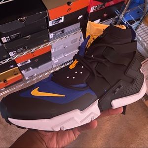 Nike Air Huarache Gripp Blk/Laser Orange/Indigo